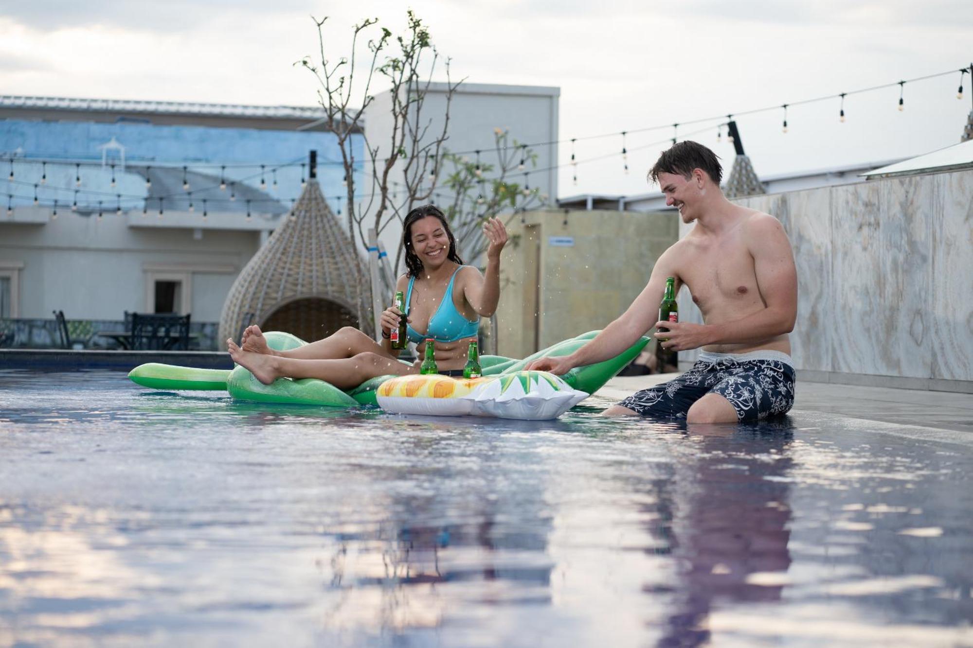 Boss Legian Hotel Powered By Archipelago 外观 照片
